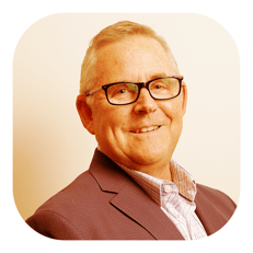 headshot of Mike Dealy, CFO